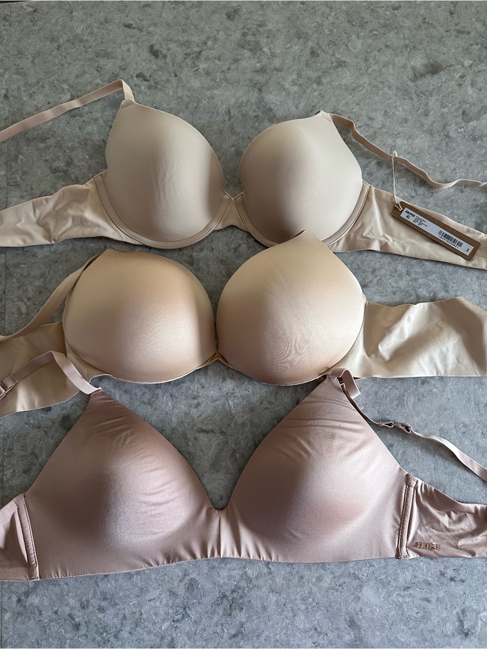 SKIMS 3-Pack Nude & Blush Smooth T-Shirt Bras